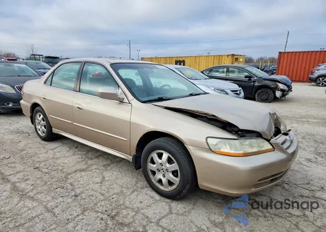 2001 Honda Accord Ex из США, поврежденный, VIN 1HGCG55601A143207